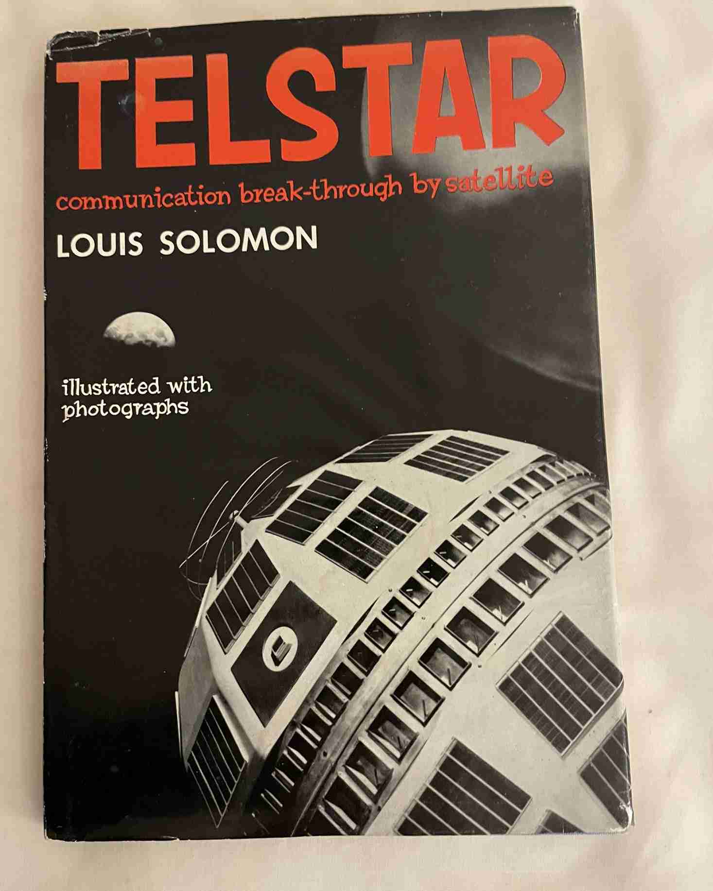 Telstatar: Communication Break-Through by Satellite