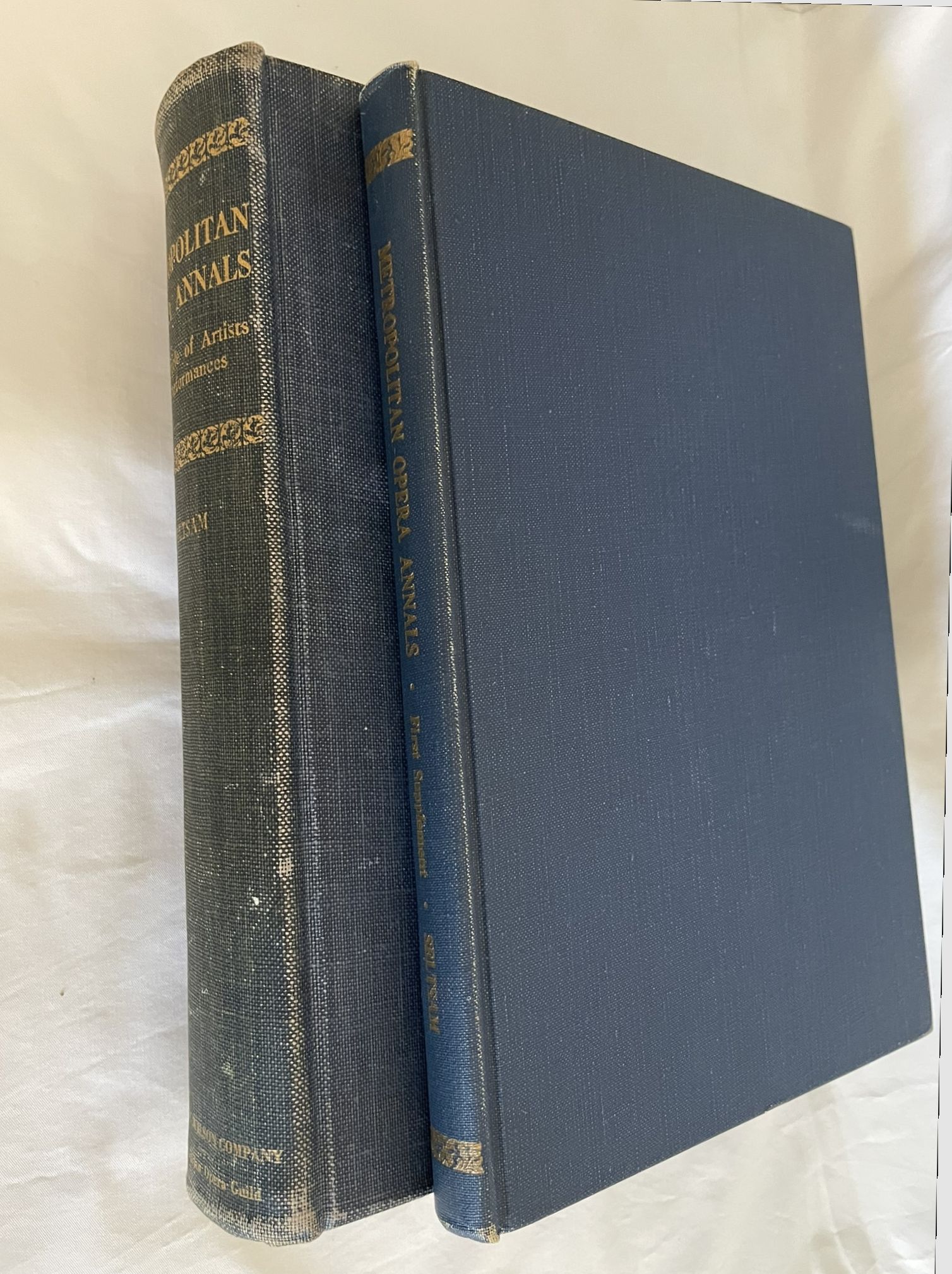 Metropolitan Opera Annals: A Chronicle of Artists and Performances